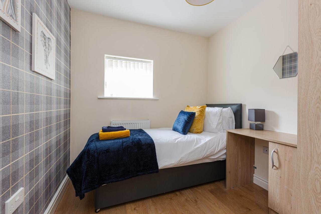 Oxheys House - 5 Bedrooms Contractors Parking Preston  Kültér fotó